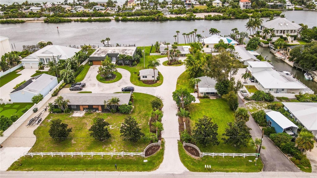 Photo of 321 Bayshore Road, Nokomis, FL 34275 (MLS # A4709842)