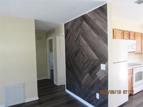 Tiny photo for 722 N Warfield Avenue #722, Wildwood, FL 34785 (MLS # G5117216)