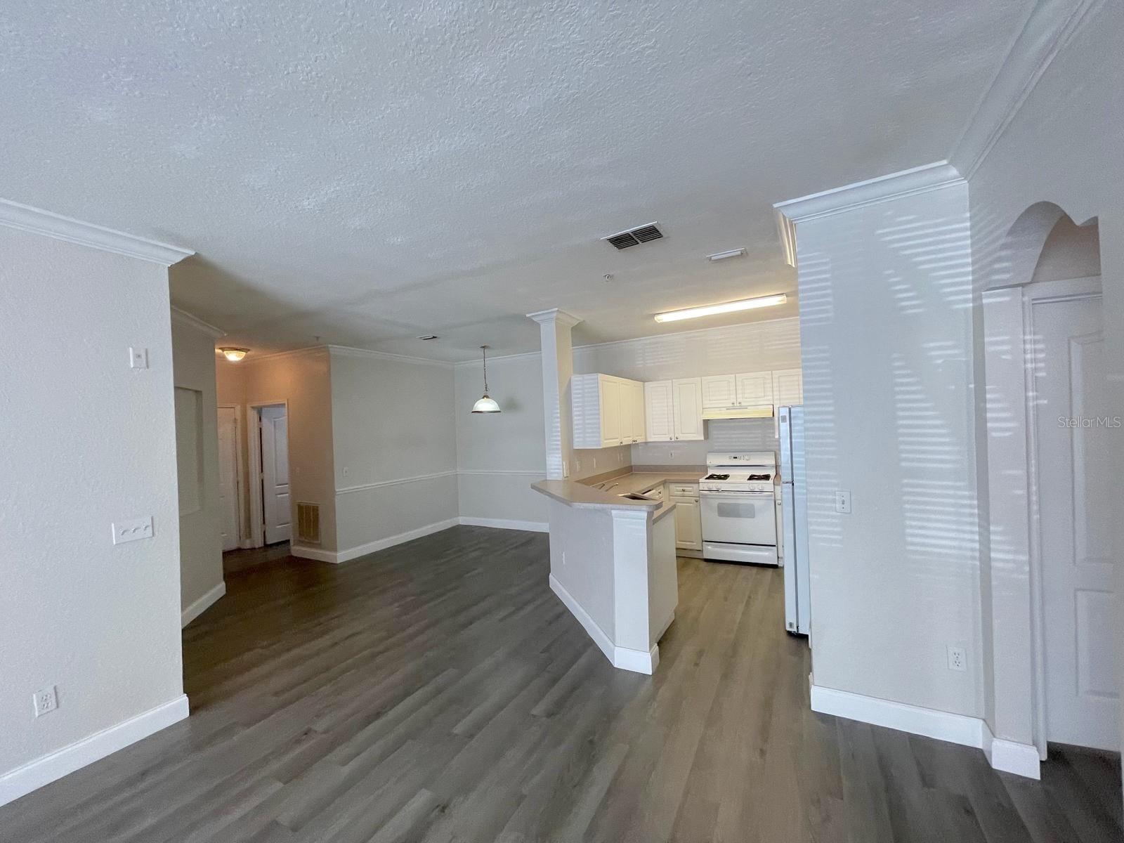 GRAND RESERVE/KIRKMAN PARKE CO - Residential Lease