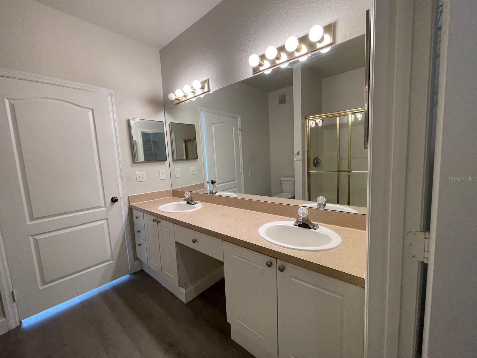 GRAND RESERVE/KIRKMAN PARKE CO - Residential Lease