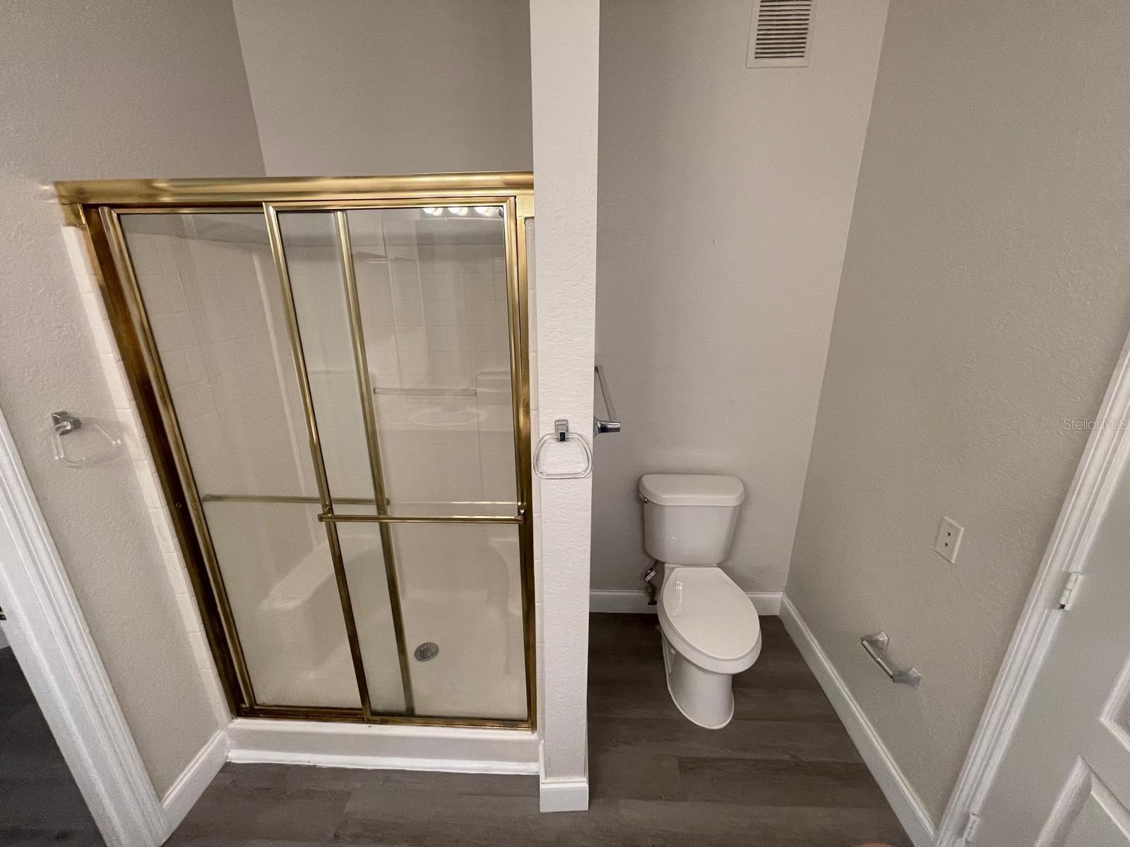 GRAND RESERVE/KIRKMAN PARKE CO - Residential Lease