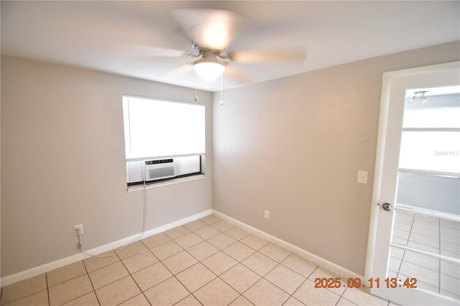 COLONIAL VILLAGE 1ST ADD - Residential Lease