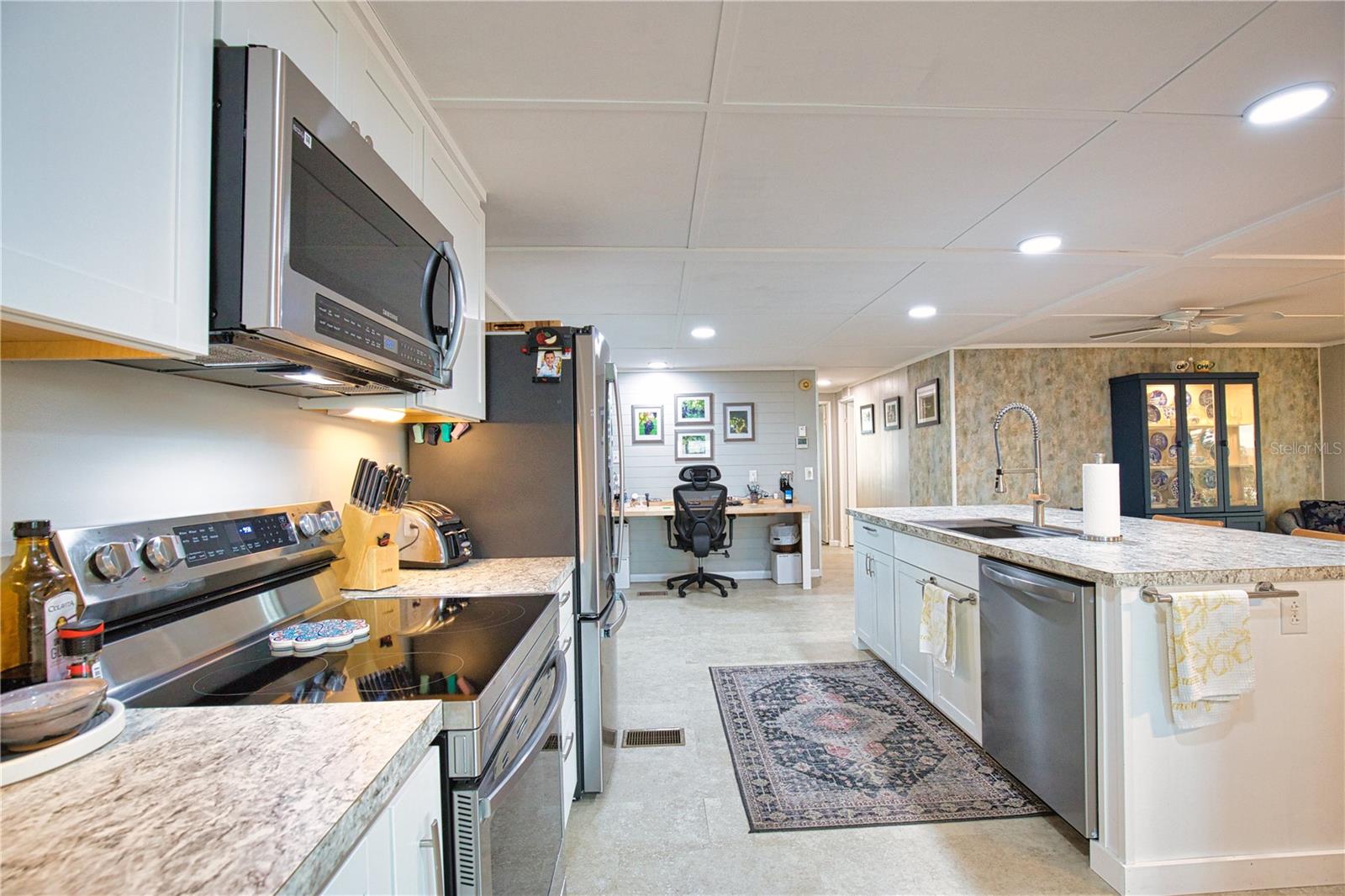 LA CASA MHP CO-OP - Residential