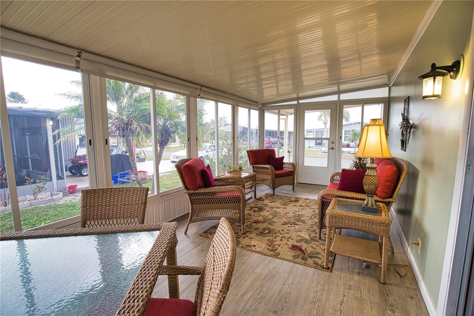 LA CASA MHP CO-OP - Residential