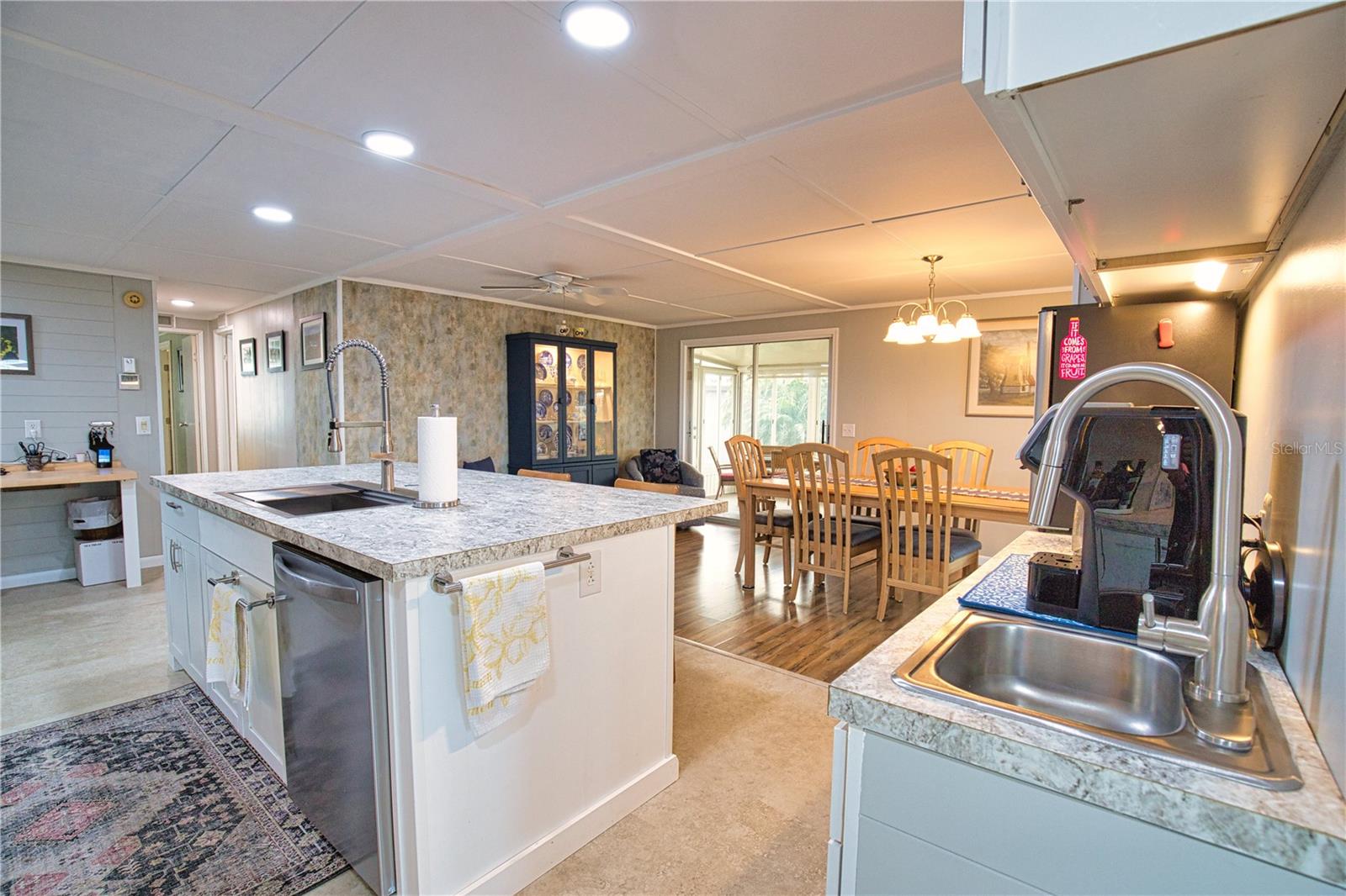 LA CASA MHP CO-OP - Residential