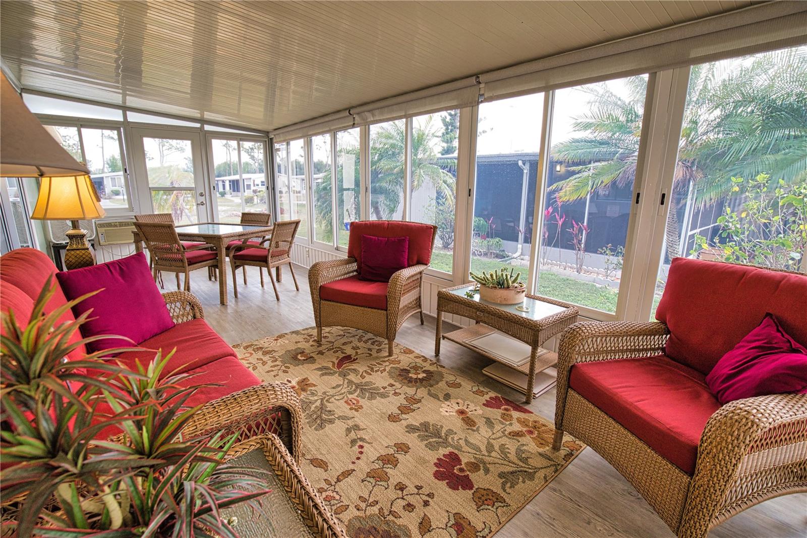 LA CASA MHP CO-OP - Residential