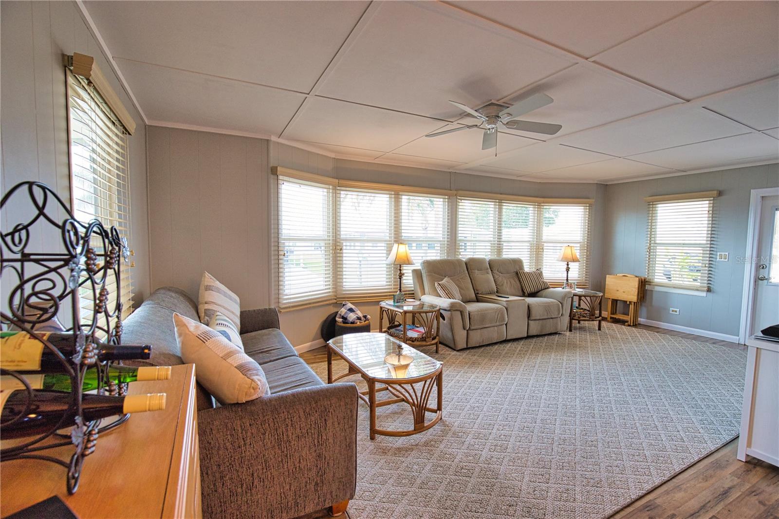 LA CASA MHP CO-OP - Residential