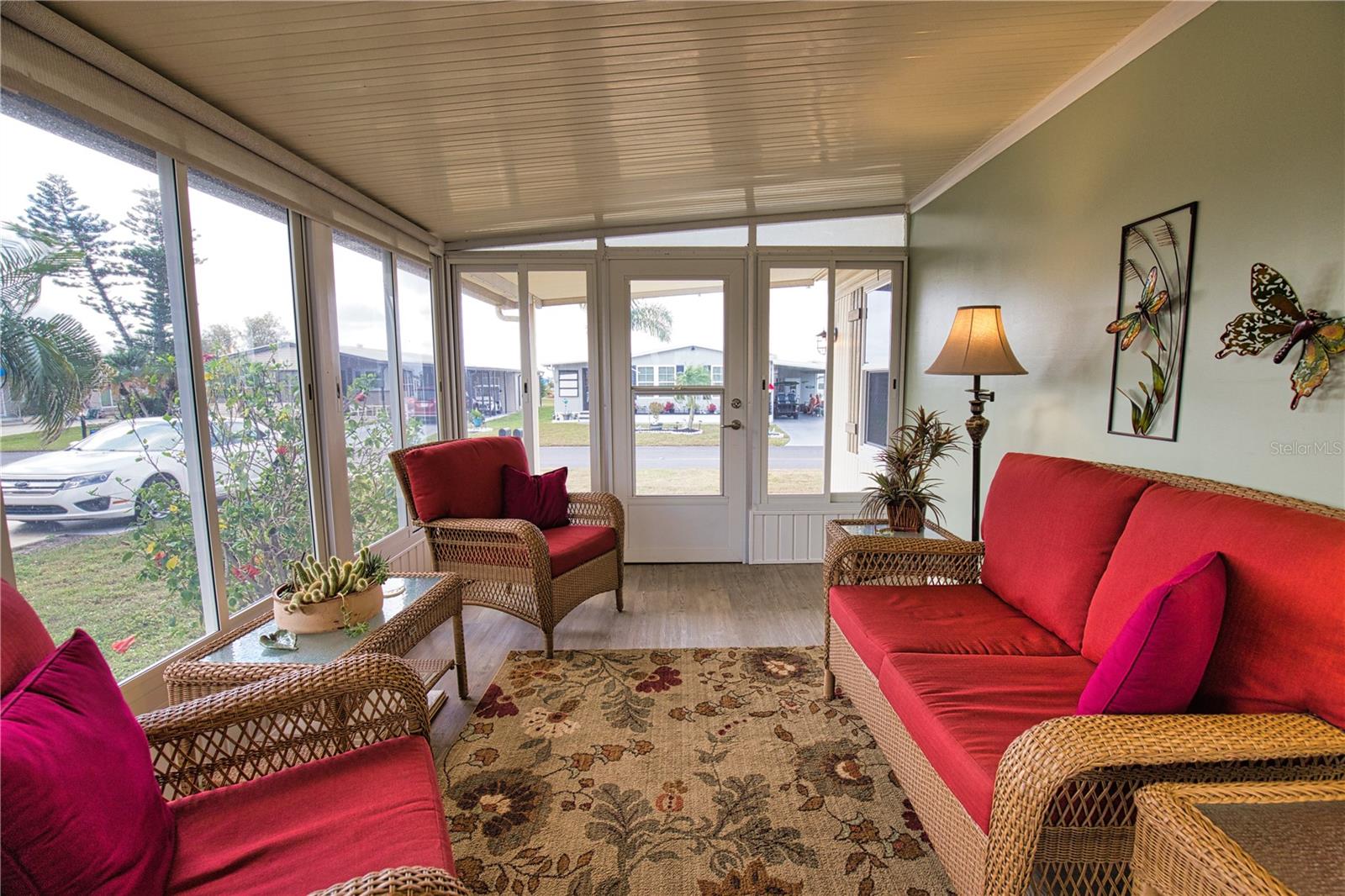 LA CASA MHP CO-OP - Residential