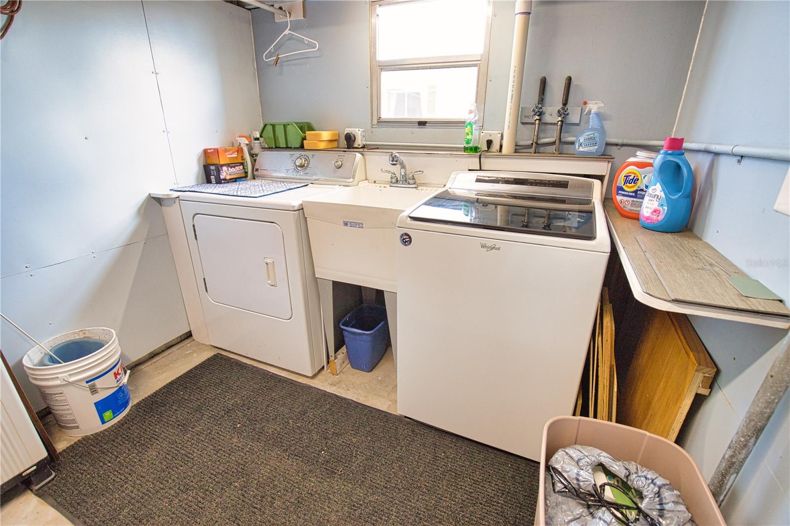 LA CASA MHP CO-OP - Residential