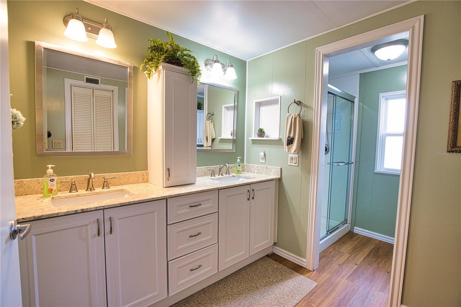 LA CASA MHP CO-OP - Residential