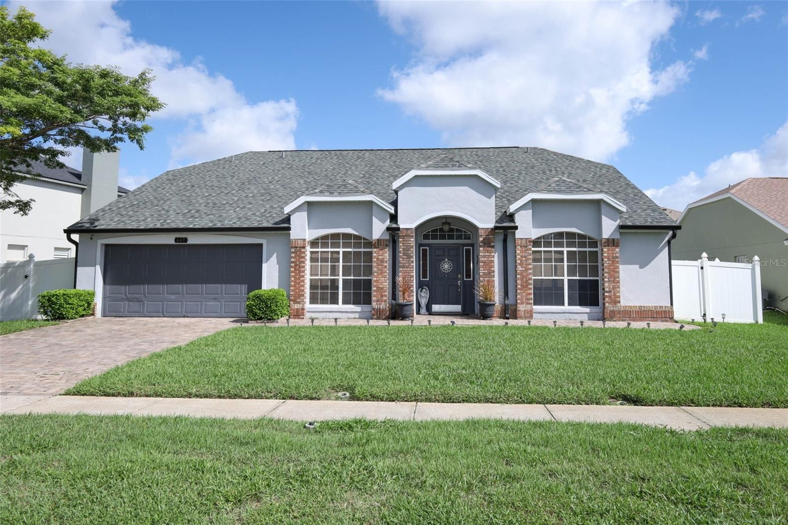 These 4 bedroom 3 full baths with 2,278sqft split plan home with fenced yard is perfect size for entertaining. New Roof in 2024. Family room along with guest bath have access to porch. Master bath offers two separate vanities, garden tub and separate shower. Easy access to the 417 and the turnpike. Conveniently located for shopping and dining choices. This is a must-see home.
