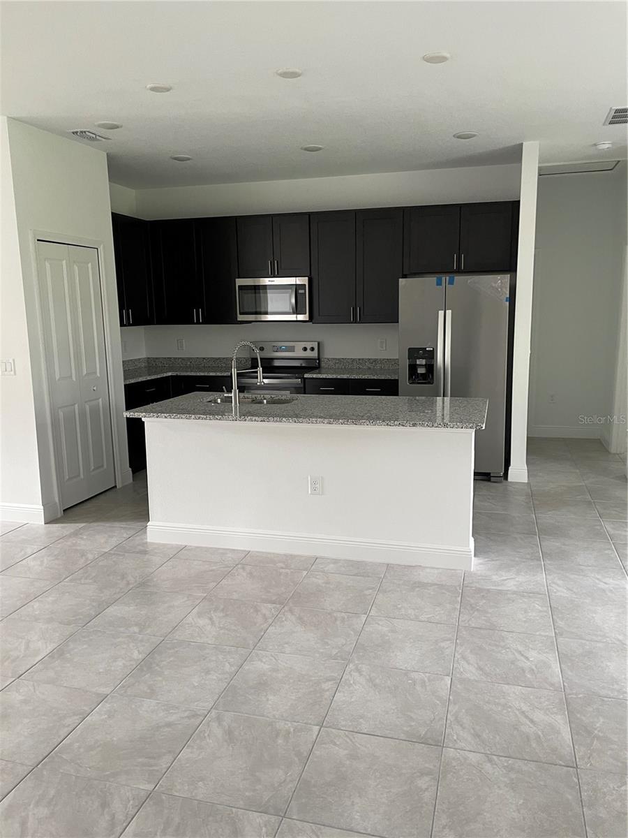 MARION OAKS UN #9 - Residential