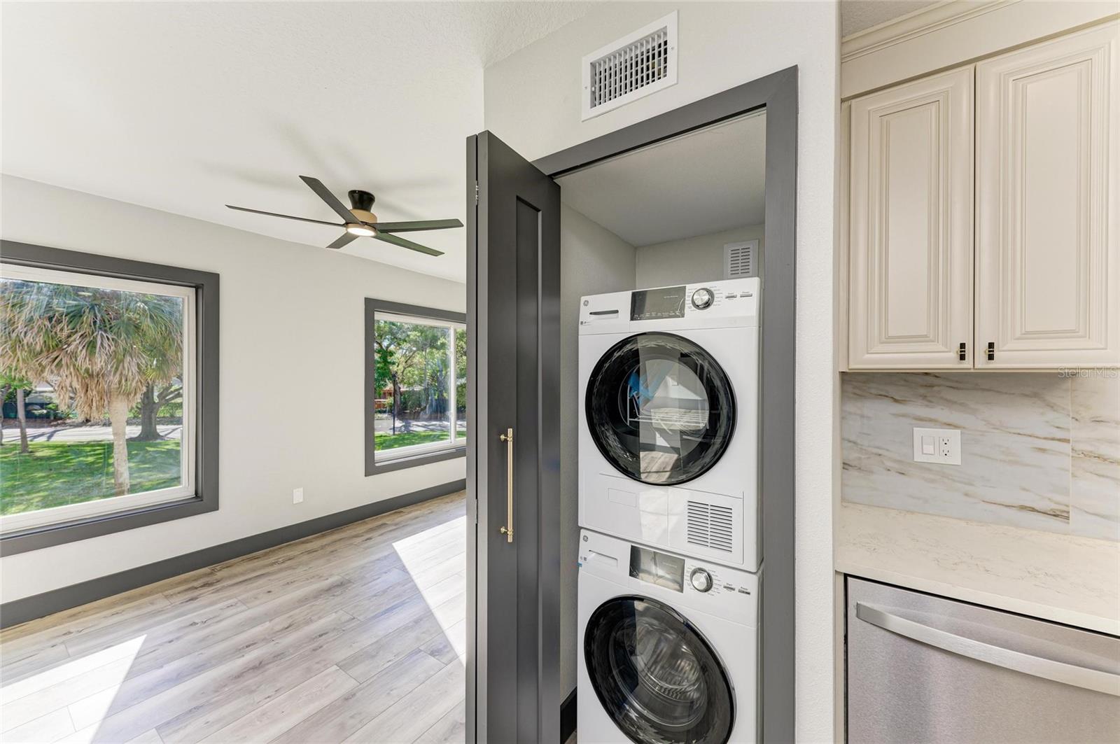 ON TOP OF THE WORLD - Residential