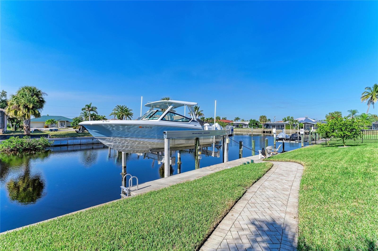 PUNTA GORDA ISLES SEC 04 - Residential