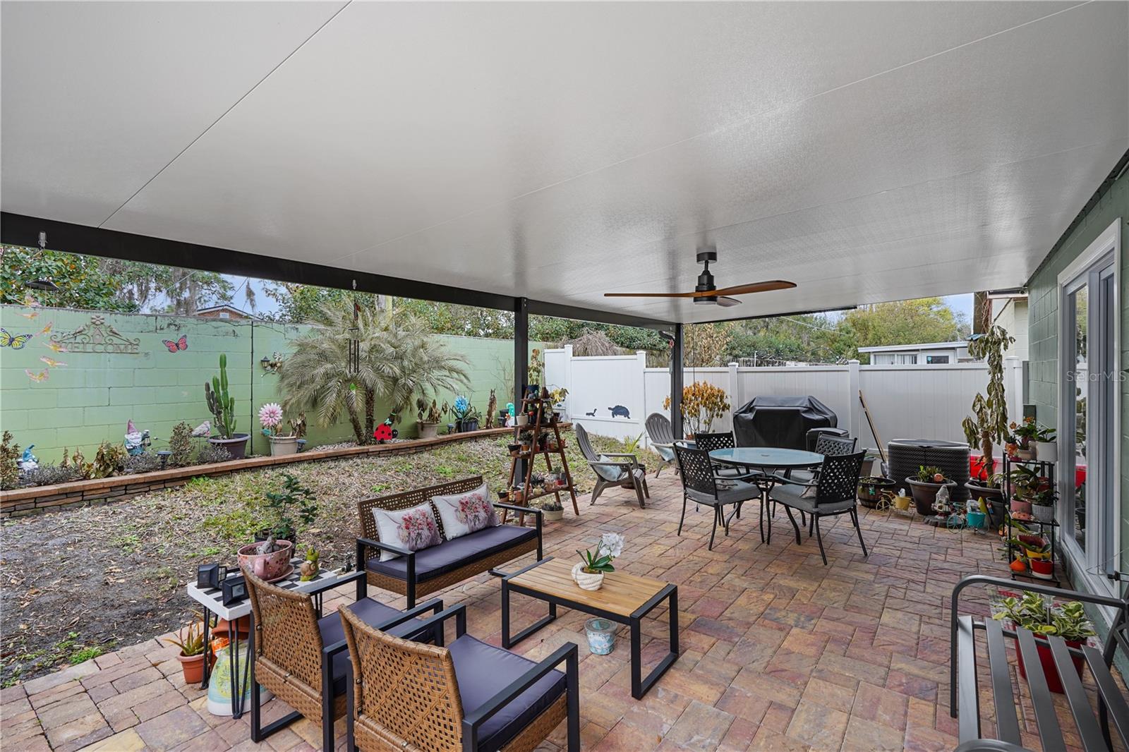 CHELSEA PARC - Residential