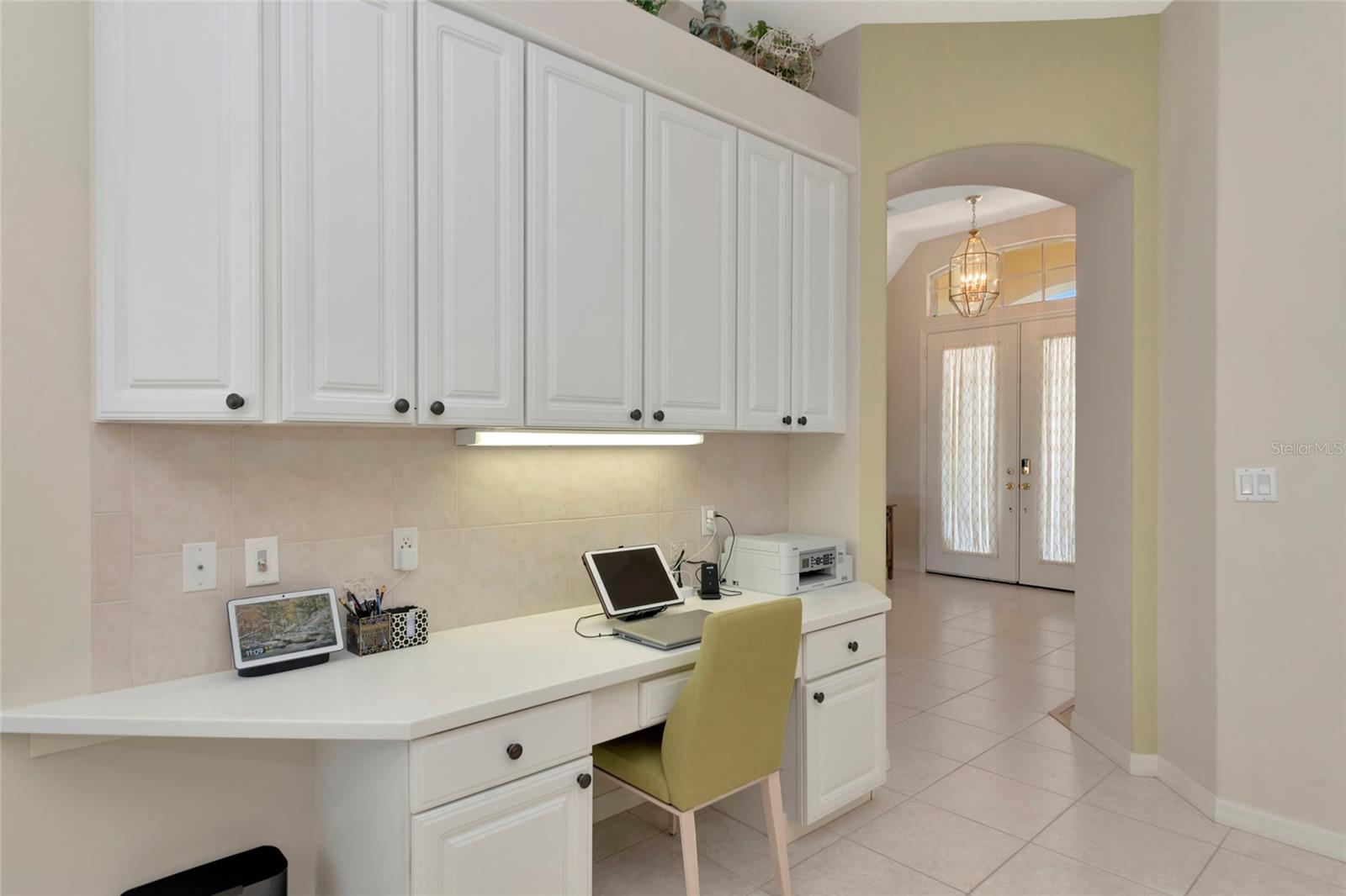 THE HAMPTONS - Residential