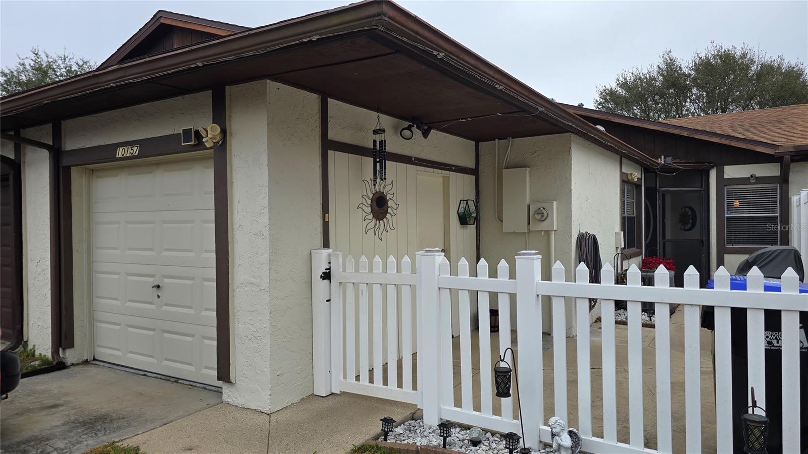 10157 BLAZED TREE COURT