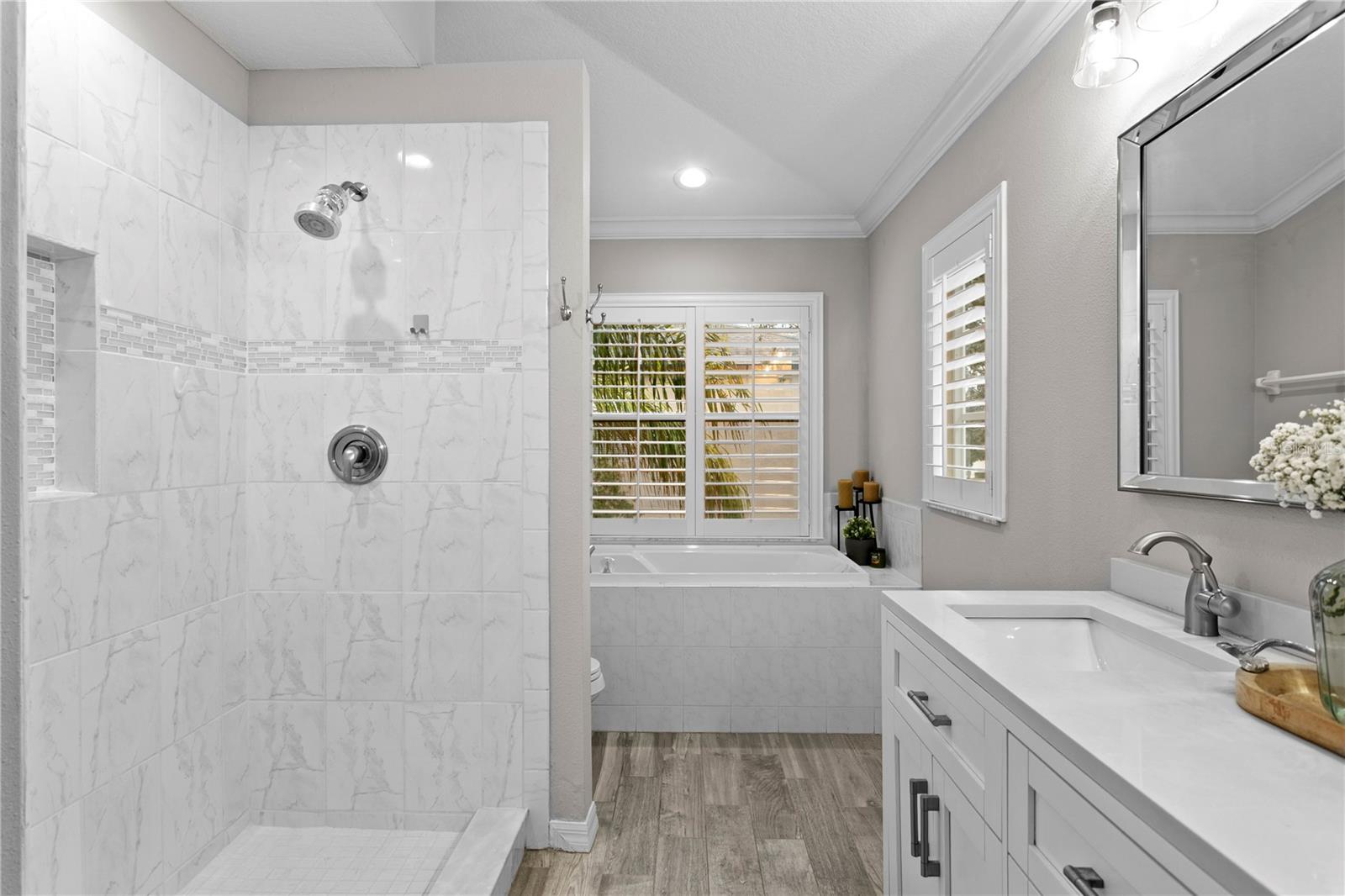 RIVER WATCH - Residential