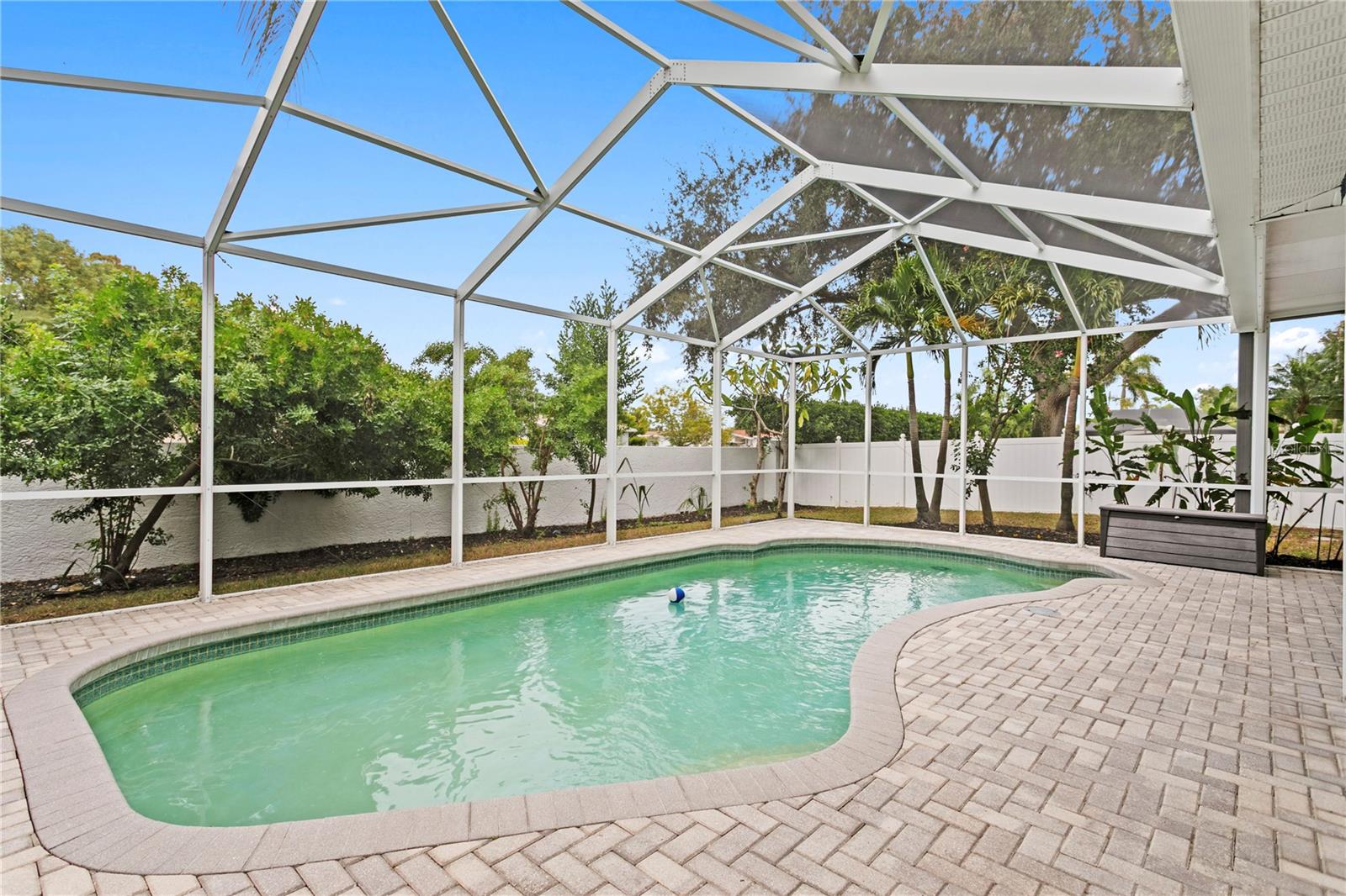 RIVER WATCH - Residential