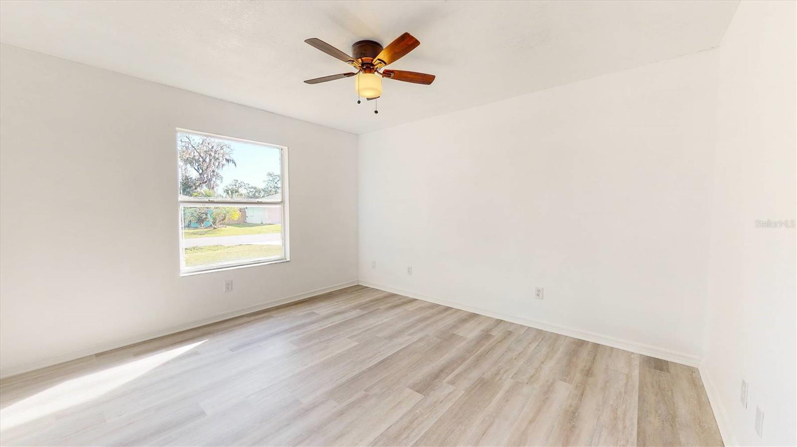 Florida Shores 01 - Residential