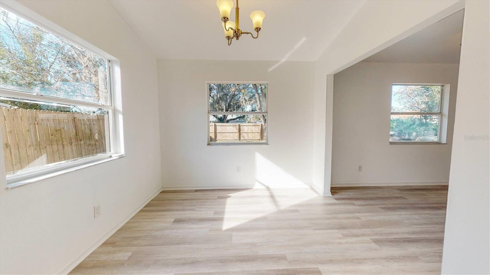 Florida Shores 01 - Residential