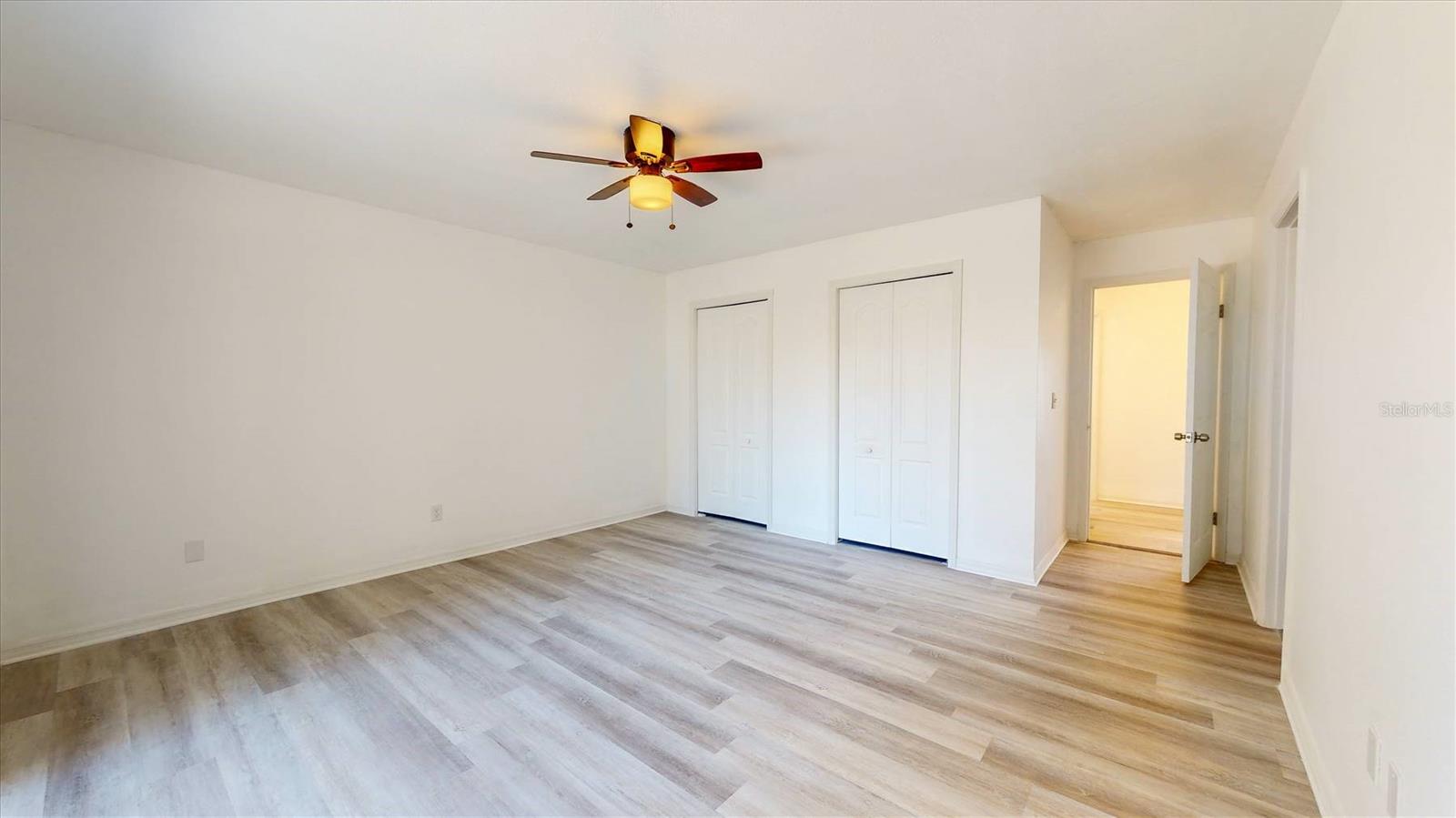 Florida Shores 01 - Residential