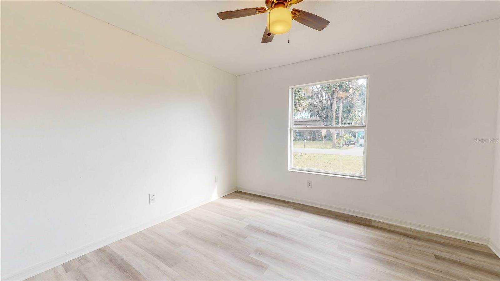 Florida Shores 01 - Residential