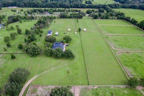 Tiny photo for 20765 SW 36th Street, Dunnellon, FL 34431 (MLS # OM707899)