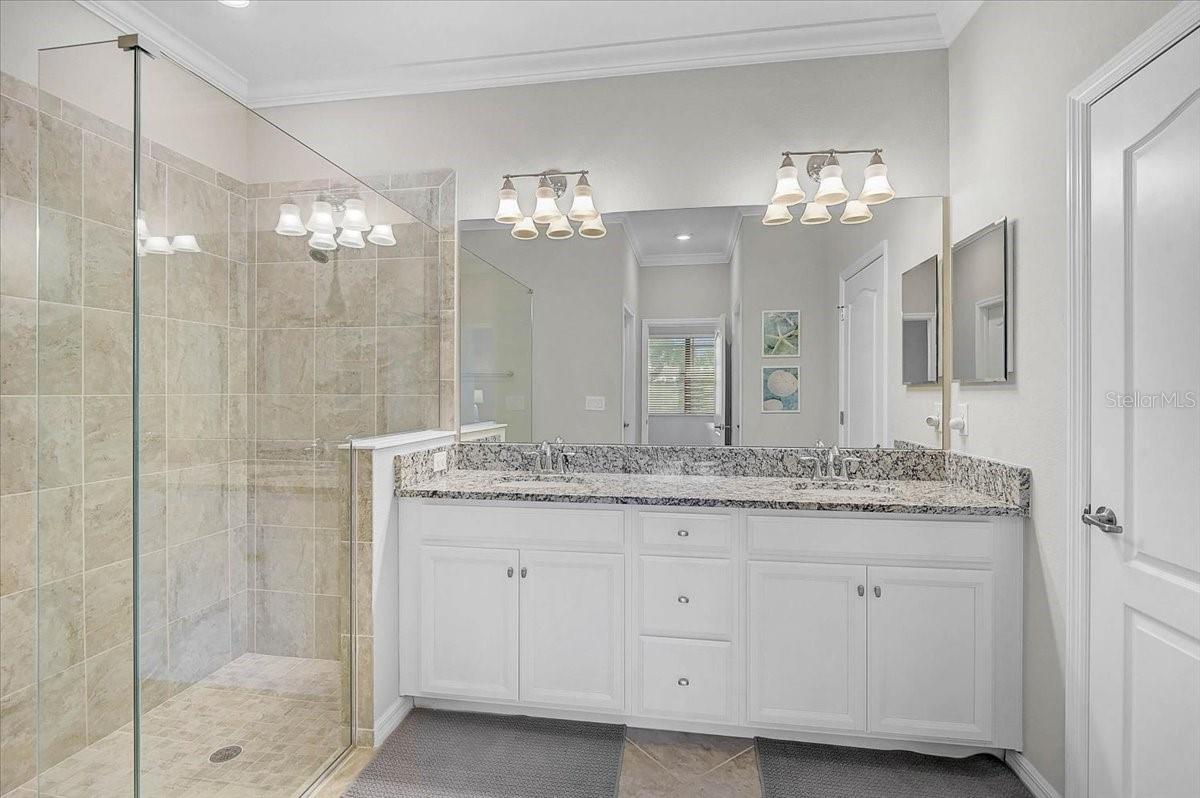 SARASOTA NATIONAL PH 9-A - Residential