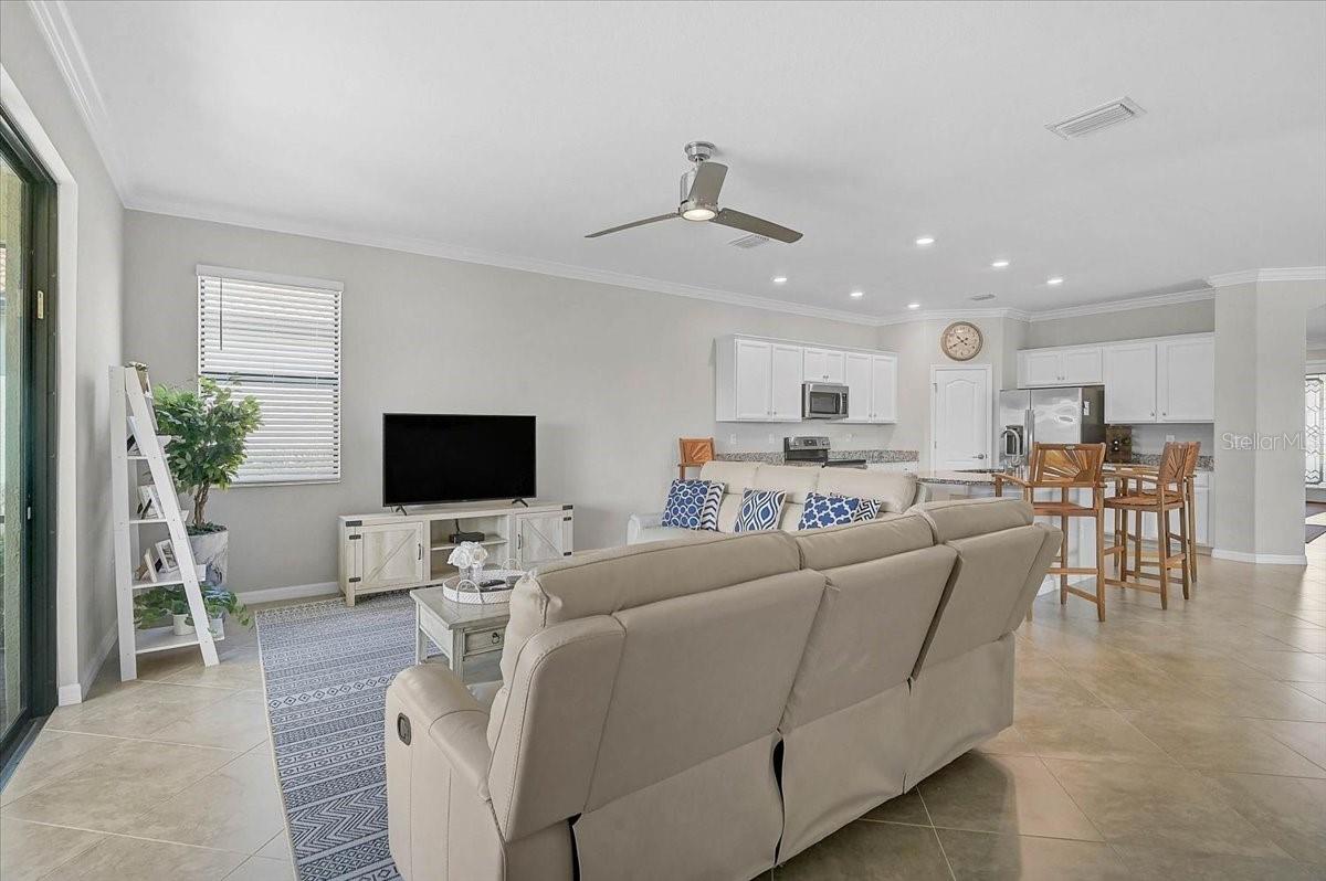 SARASOTA NATIONAL PH 9-A - Residential