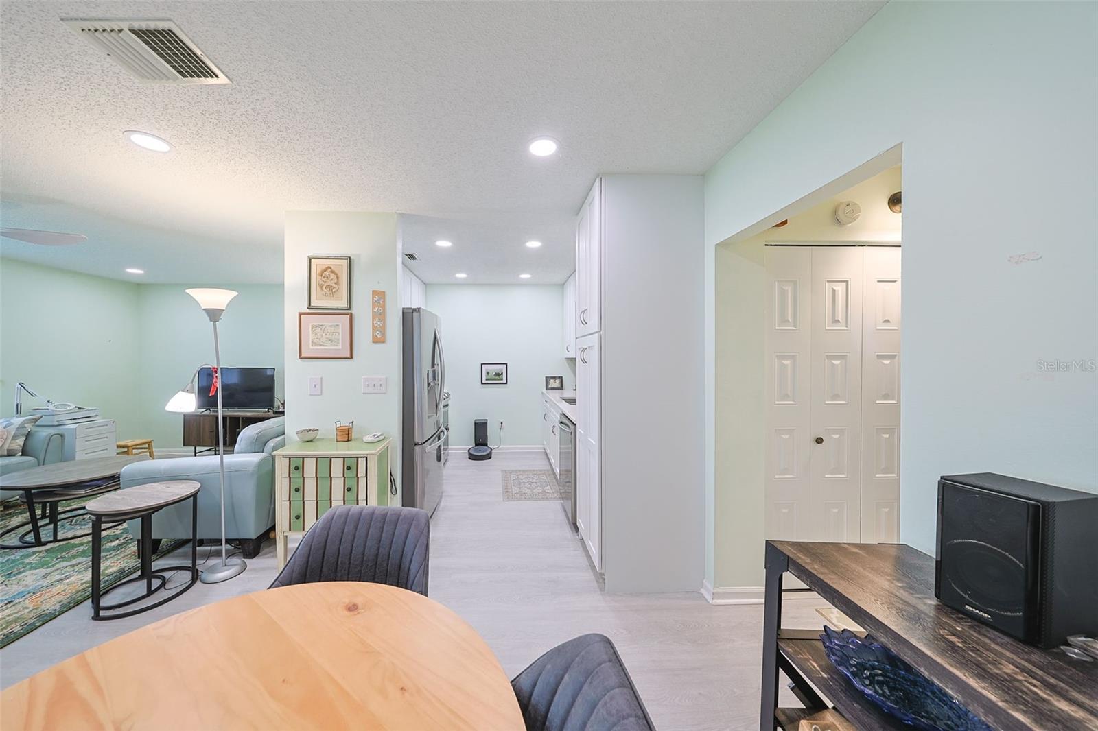 DORCHESTER D CONDO REVIS - Residential