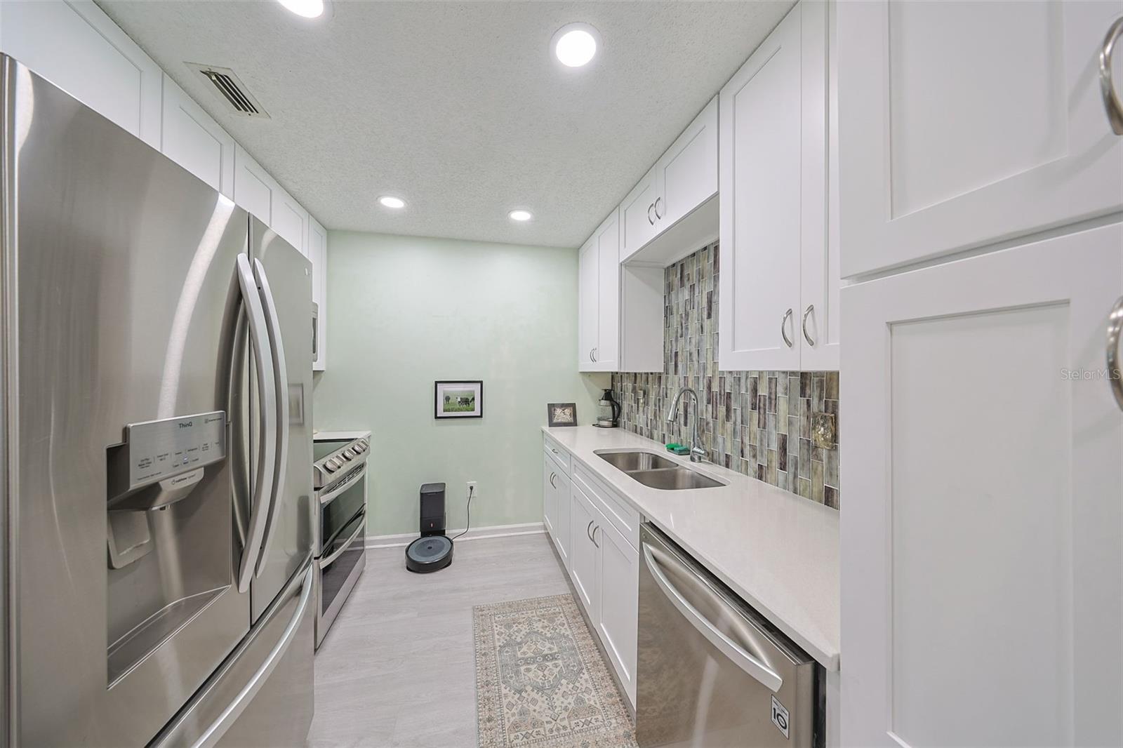 DORCHESTER D CONDO REVIS - Residential