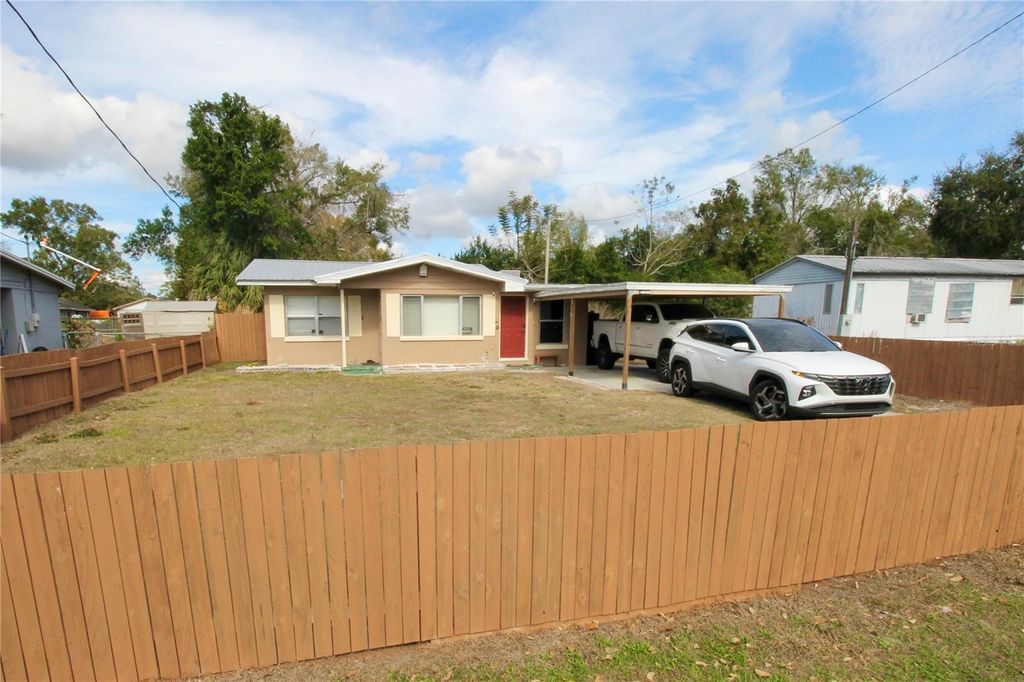 Photo of 3391 Avenue R NW, Winter Haven, FL 33881 (MLS # P4937598)