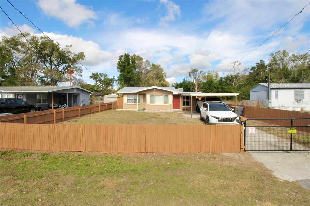 Photo of 3391 Avenue R NW, Winter Haven, FL 33881 (MLS # P4937598)