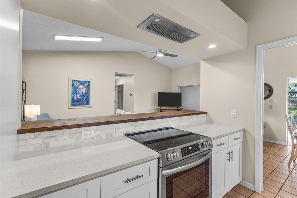 Photo of 138 Southampton Place S # 357, Venice, FL 34293 (MLS # N6143968)