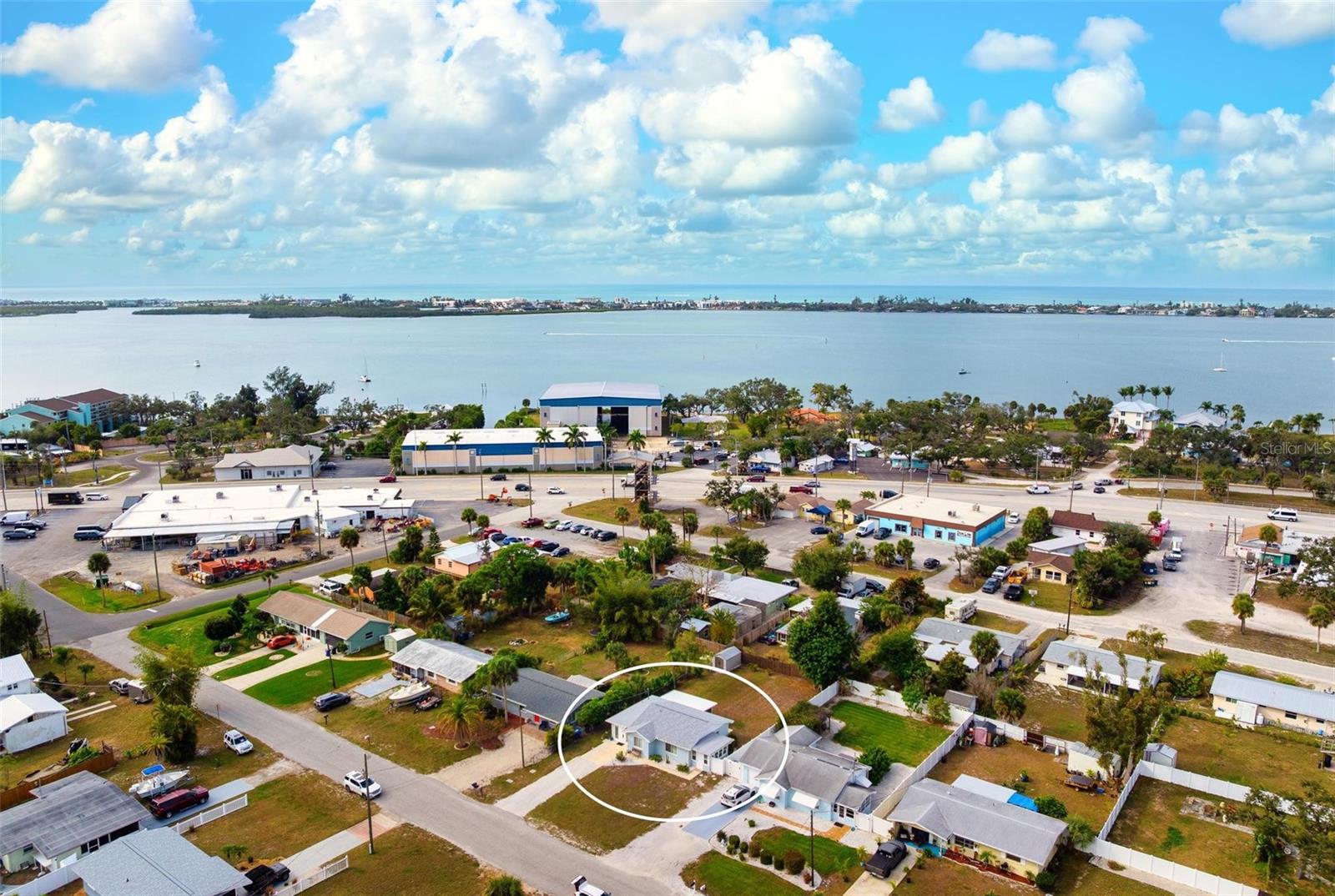 HORTON ESTATES THE - Residential