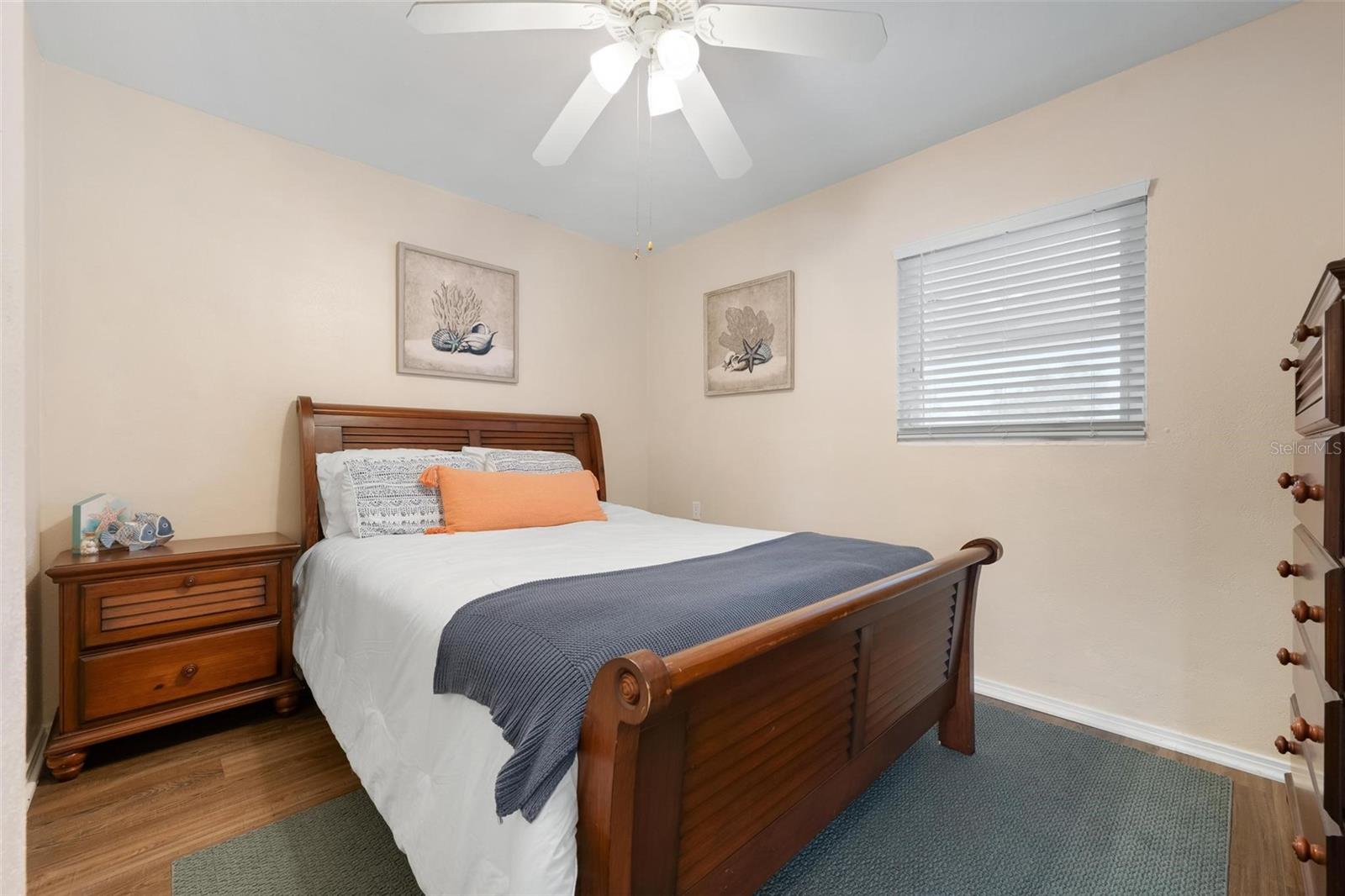 HORTON ESTATES THE - Residential