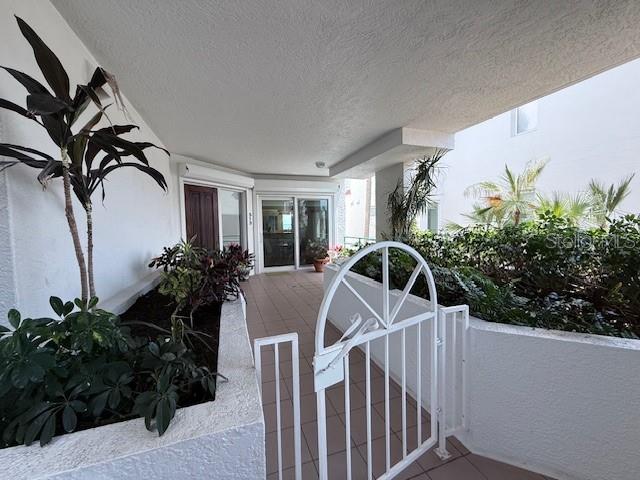 TANGERINE BAY CLUB - Residential Lease