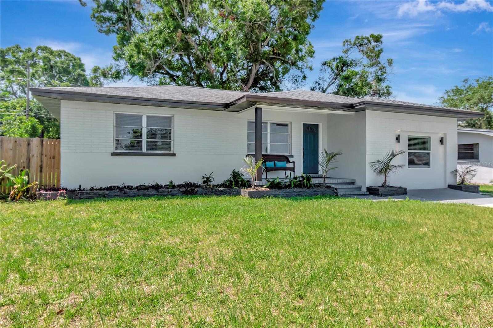 1545 ILLINOIS ROAD