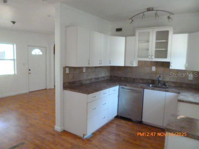 SEMINOLE LAKE VILLAGE 2ND ADD - Residential