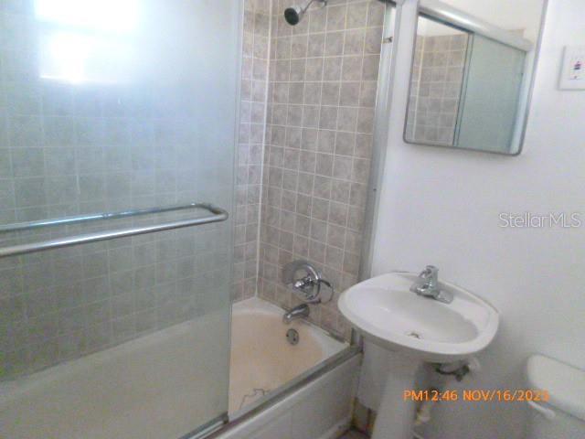 SEMINOLE LAKE VILLAGE 2ND ADD - Residential