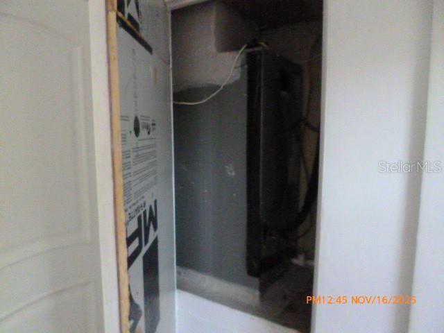 SEMINOLE LAKE VILLAGE 2ND ADD - Residential