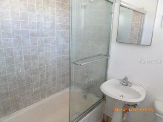 SEMINOLE LAKE VILLAGE 2ND ADD - Residential