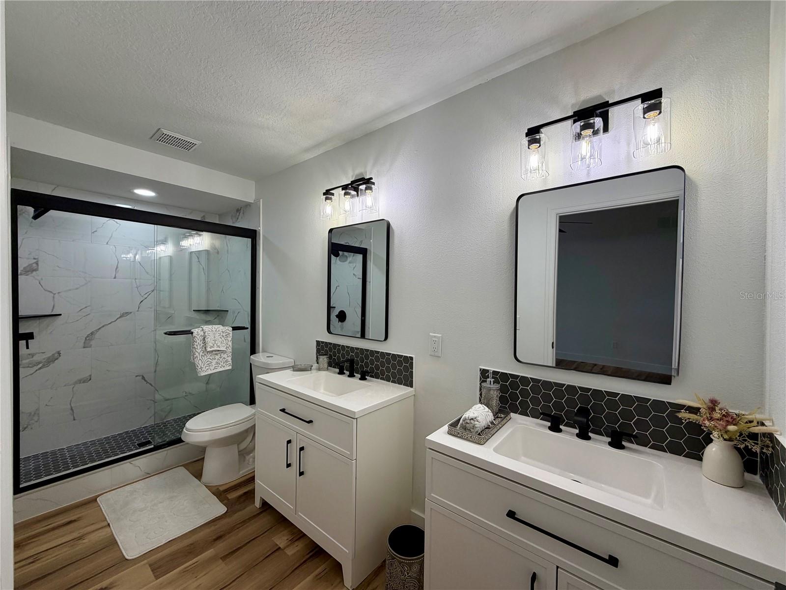 SILVER SPRINGS SHORES UNIT 12 - Residential