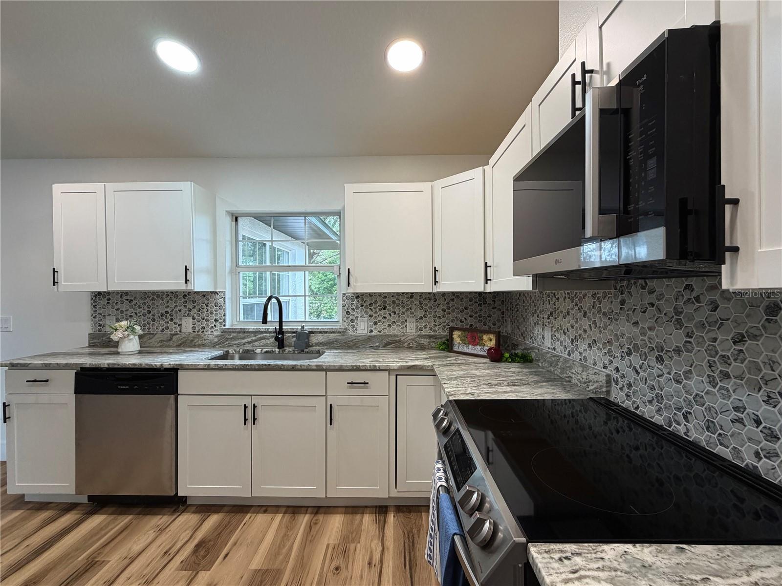 SILVER SPRINGS SHORES UNIT 12 - Residential