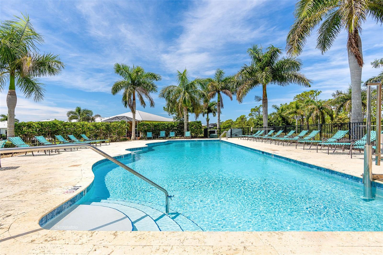 CORAL CAYE - Residential