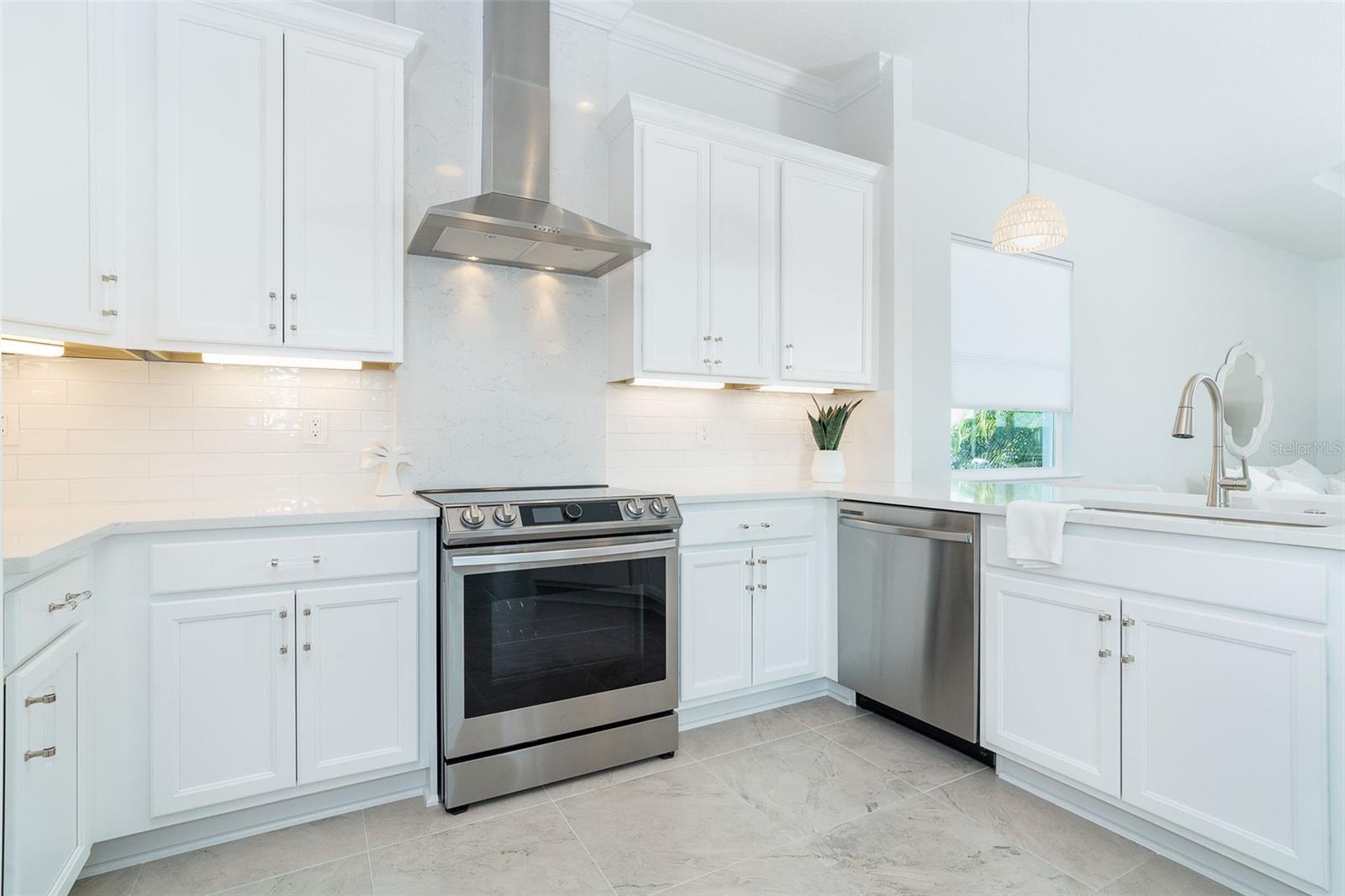 CORAL CAYE - Residential