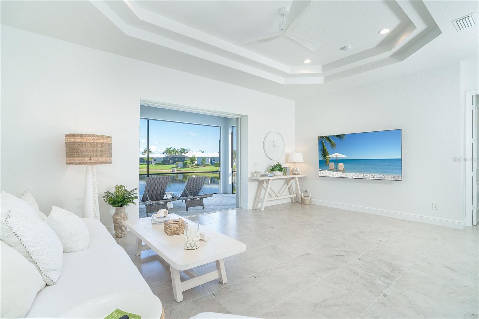 CORAL CAYE - Residential