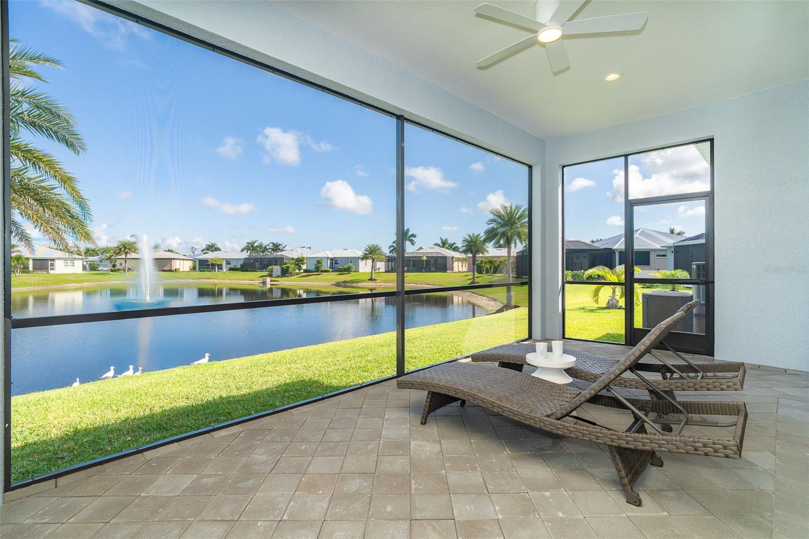 CORAL CAYE - Residential