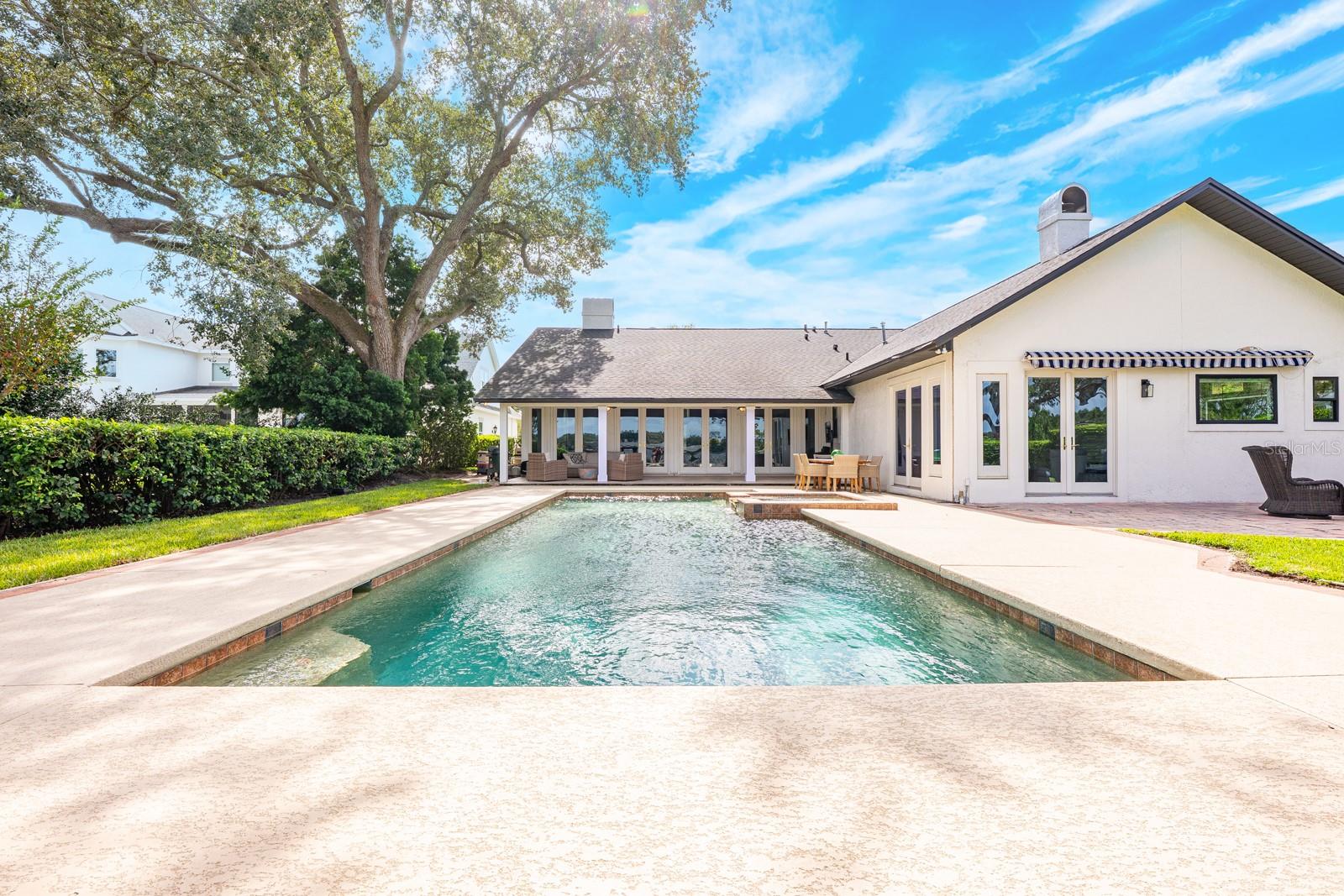 RIVER OAKS - Residential
